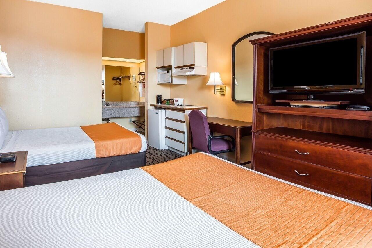 Zainee Inc Budgetel Inn And Suites Augusta Exteriér fotografie
