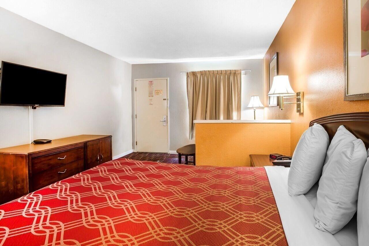 Zainee Inc Budgetel Inn And Suites Augusta Exteriér fotografie