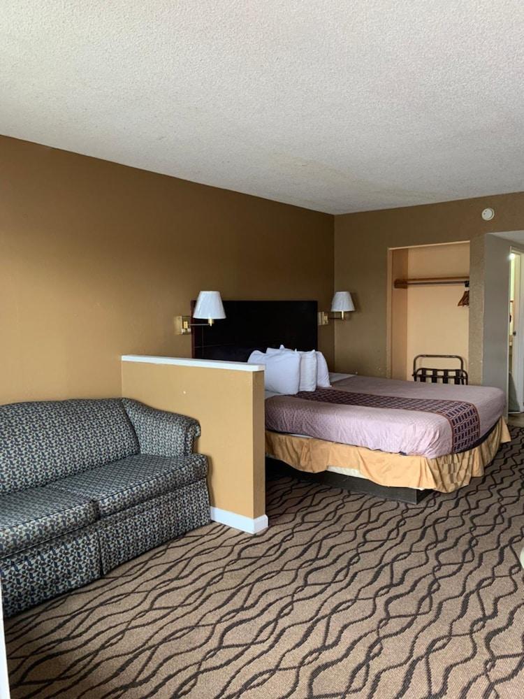Zainee Inc Budgetel Inn And Suites Augusta Exteriér fotografie